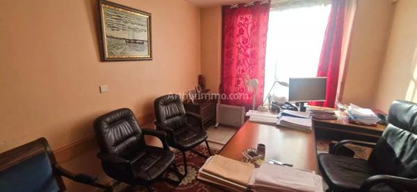 Vente Bureau 4 pièces 78 m2 à Draguignan