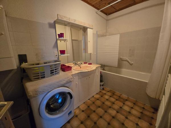Appartement 2-3 pièces proche embarcadère avec parking