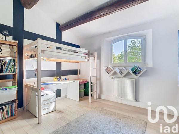 Maison d’architecte 8 pièces de 250 m² à Éguilles (13510)