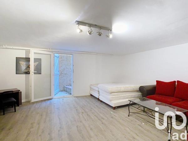 Maison d’architecte 8 pièces de 250 m² à Éguilles (13510)