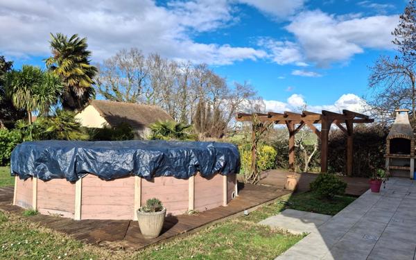 Maison à louer    5 pièces •  Navailles-Angos