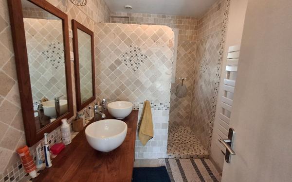 Maison à louer    5 pièces •  Navailles-Angos