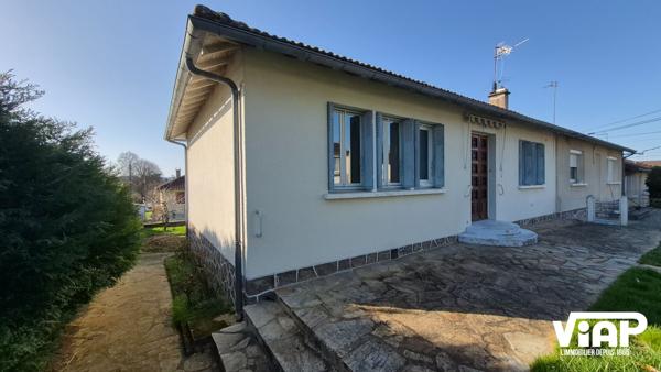Vigenal, maison mitoyenne d'un coté sur sous-sol complet , Limoges Vigenal, maison mitoyenne d'un coté sur sous-sol complet , Limoges