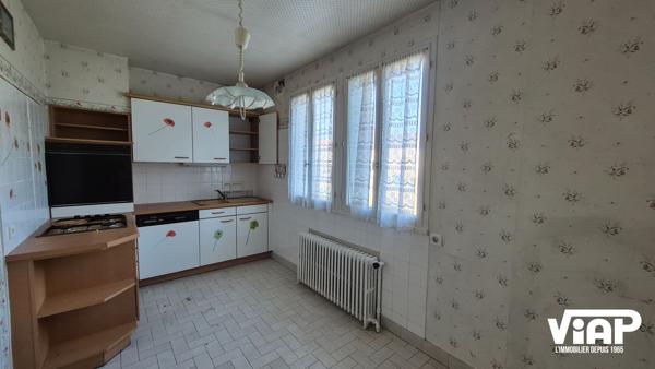 Vigenal, maison mitoyenne d'un coté sur sous-sol complet , Limoges Vigenal, maison mitoyenne d'un coté sur sous-sol complet , Limoges