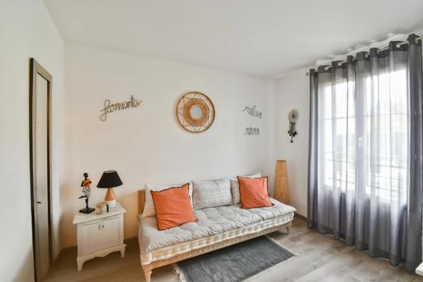 Maison à vendre 4 pièces à Linas - Excellent état - 3 chambres - garage attenant - Terrain 314 m²