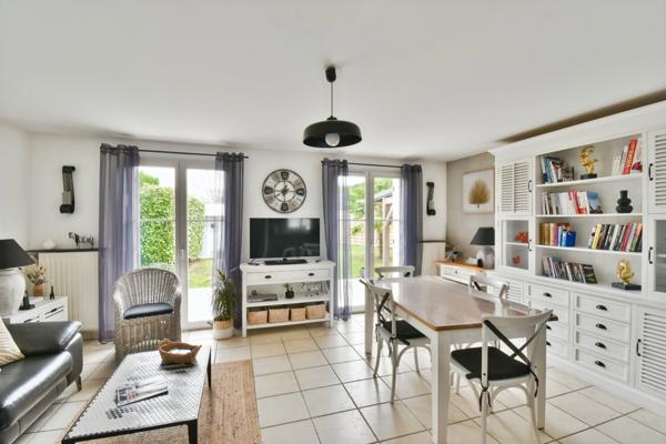 Maison à vendre 4 pièces à Linas - Excellent état - 3 chambres - garage attenant - Terrain 314 m²