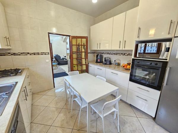 Maison à vendre 15 pièces RIS ORANGIS (91)
