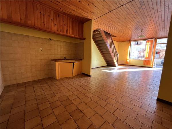 Maison à vendre |  Beaumont-de-Lomagne |  3 pièces | 73 m²