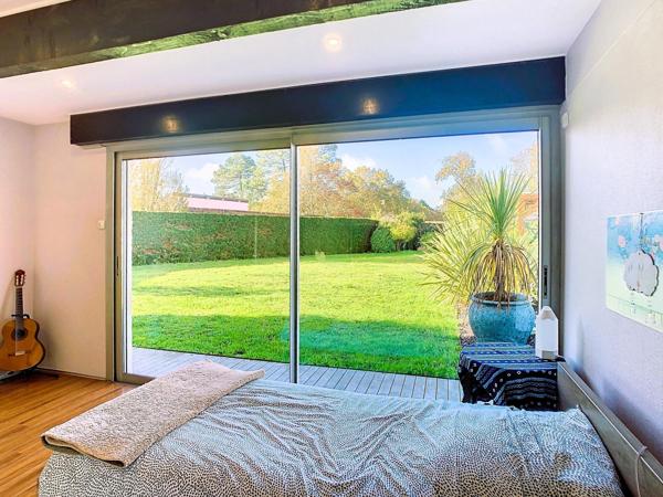 Grande maison d'architecte à Martignas-sur-Jalle