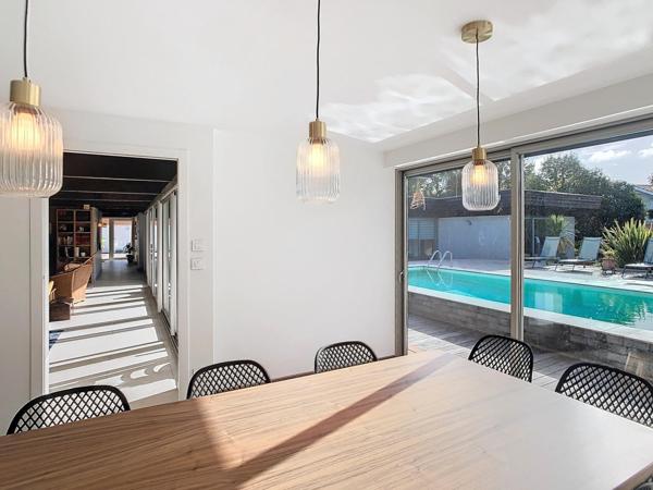 Grande maison d'architecte à Martignas-sur-Jalle