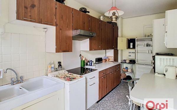 Appartement à vendre    3 pièces • 72,50 m2 Issy-les-Moulineaux