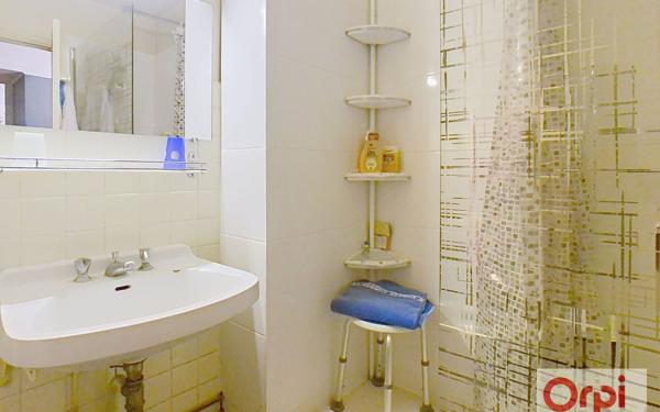 Appartement à vendre    3 pièces • 72,50 m2 Issy-les-Moulineaux