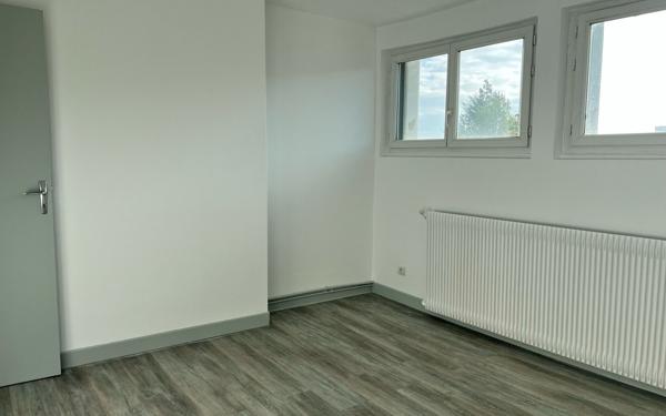 Appartement à louer    3 pièces • 72 m2 Bourges