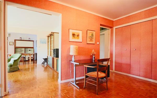 Appartement à vendre    5 pièces • 113,65 m2 Écully