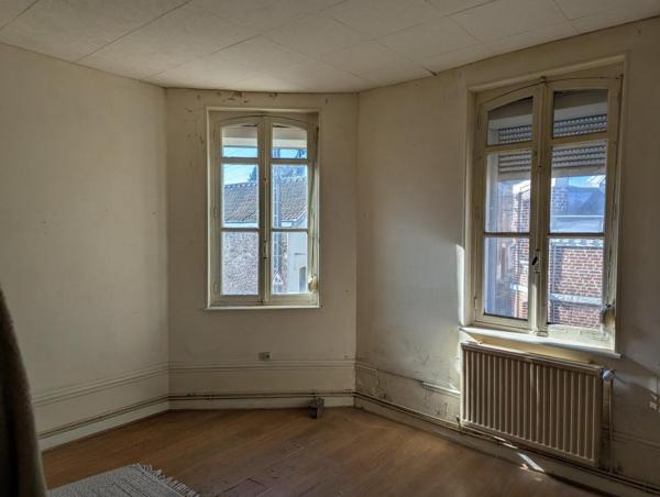 Immeuble à vendre à Saint-Quentin