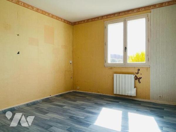 A vendre sur la commune de Saint-Senier-sous-Avranches, à proximité du centre-ville d'Avranches...