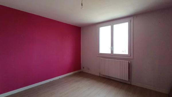 MAISON SUR SOUS-SOL AVANTON