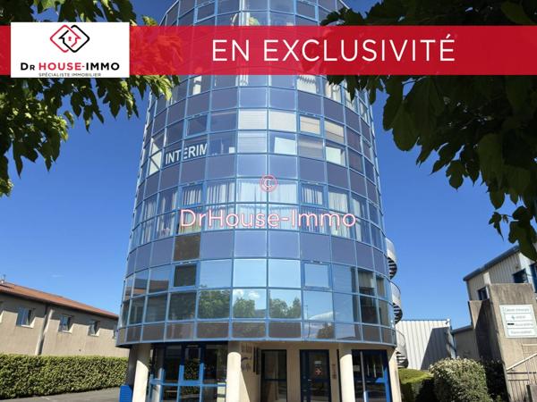 Bureau à vendre 3 pièces de 75 m²