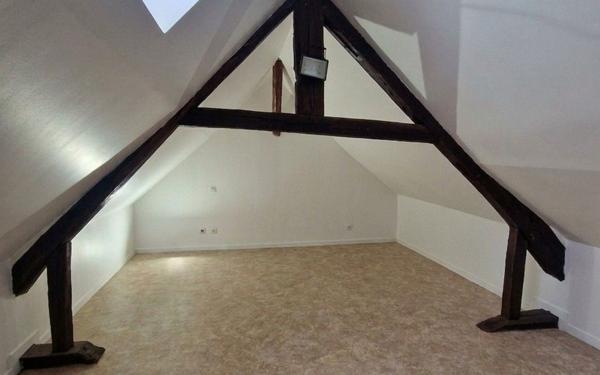 Appartement à louer    3 pièces • 52,32 m2 Brie-Comte-Robert