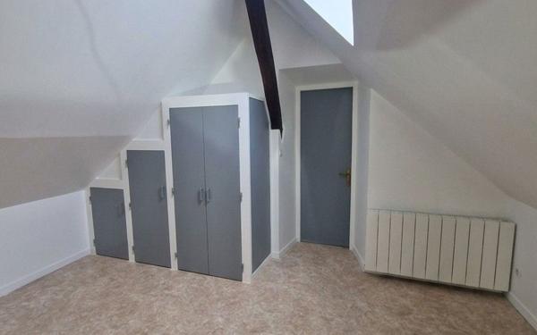 Appartement à louer    3 pièces • 52,32 m2 Brie-Comte-Robert
