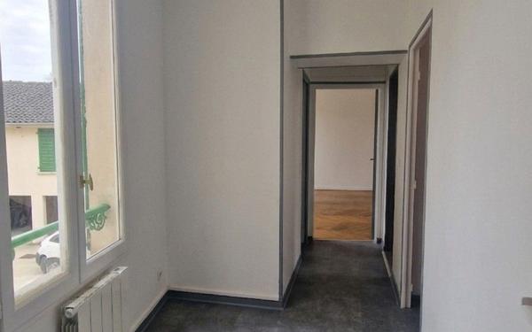 Appartement à louer    3 pièces • 52,32 m2 Brie-Comte-Robert