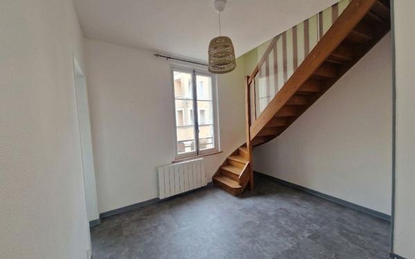 Appartement à louer    3 pièces • 52,32 m2 Brie-Comte-Robert