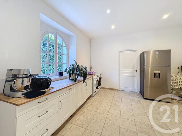 Maison à vendre  7 pièces - 229,49 m2 MOUGINS - 06
