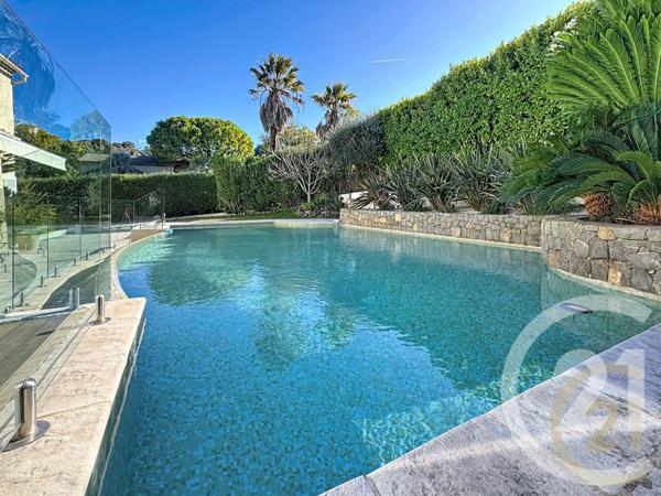 Maison à vendre  7 pièces - 229,49 m2 MOUGINS - 06