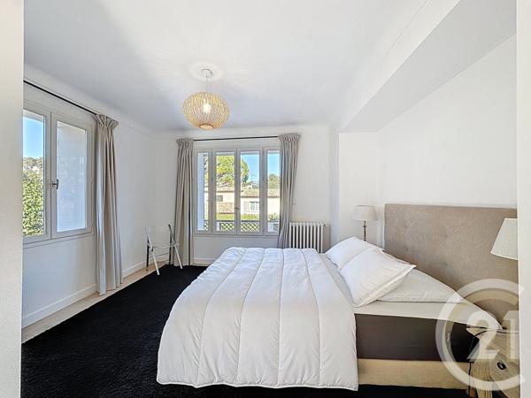 Maison à vendre  7 pièces - 229,49 m2 MOUGINS - 06