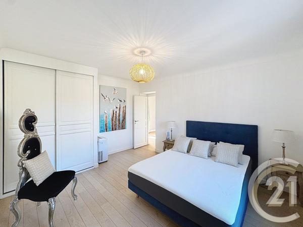 Maison à vendre  7 pièces - 229,49 m2 MOUGINS - 06