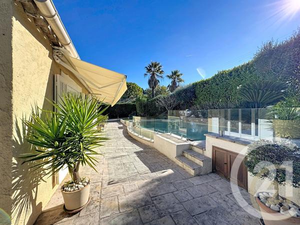 Maison à vendre  7 pièces - 229,49 m2 MOUGINS - 06