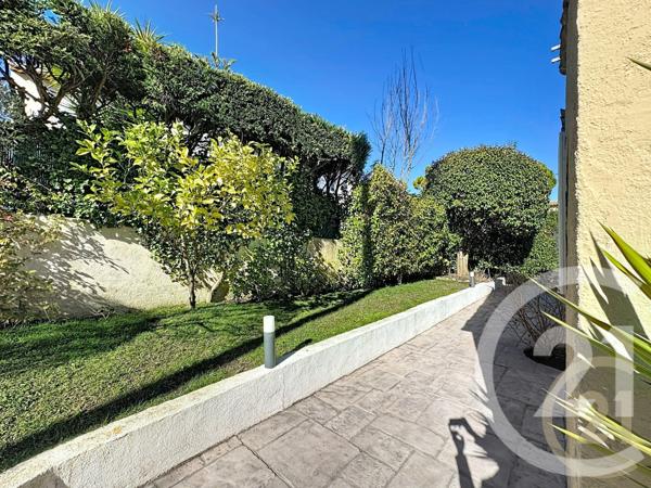 Maison à vendre  7 pièces - 229,49 m2 MOUGINS - 06