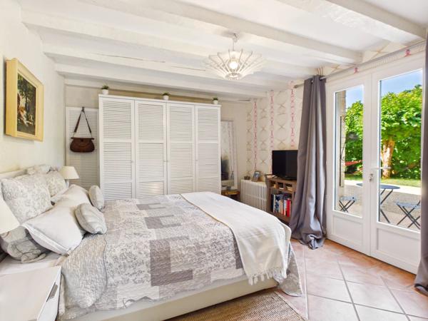 Belle maison de 5 chambres avec piscine, appartement indépendant et garage, à quelques minutes de Sarlat