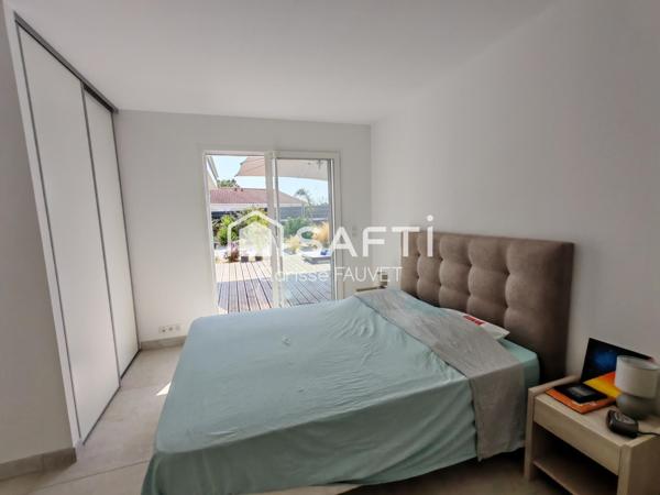 Maison contemporaine de 2023