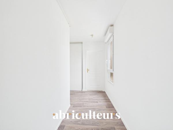 Appartement T3 de 73 m² Résidence de standing, cuisine indépendante, Survilliers