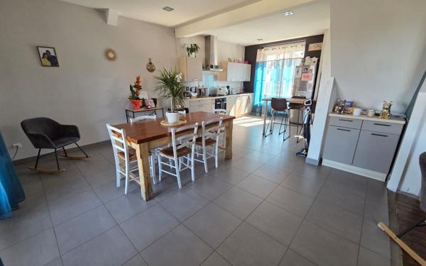 Maison à vendre    3 pièces • 100 m2 Montceau-les-Mines
