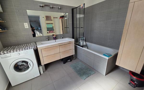 Maison à vendre    3 pièces • 100 m2 Montceau-les-Mines