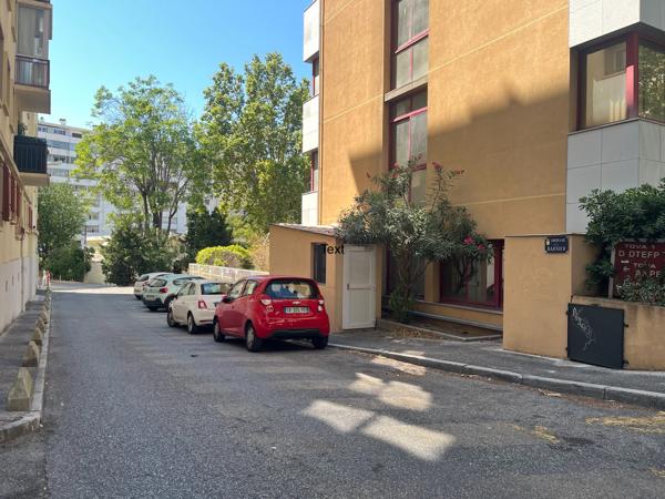 BOX A LOUER  - TOULON PROCHE GARE