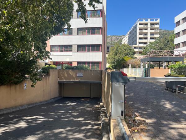 BOX A LOUER  - TOULON PROCHE GARE