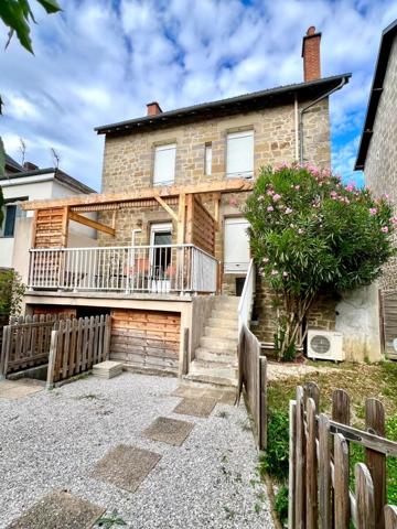 MAISON DE CHARME 84M2