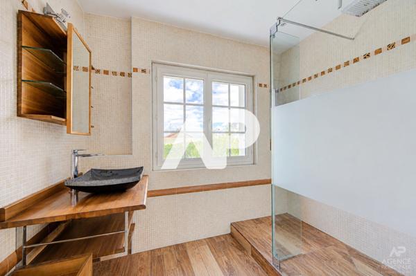 Maison Rueil Malmaison 6 pièce(s) 152m2 €1 099 000 ** - Référence 19954
