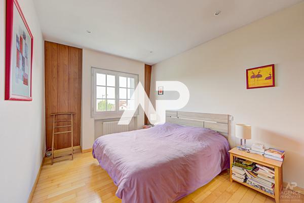 Maison Rueil Malmaison 6 pièce(s) 152m2 €1 099 000 ** - Référence 19954