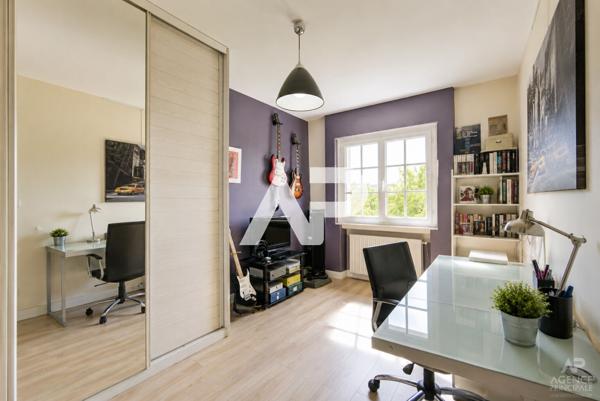 Maison Rueil Malmaison 6 pièce(s) 152m2 €1 099 000 ** - Référence 19954