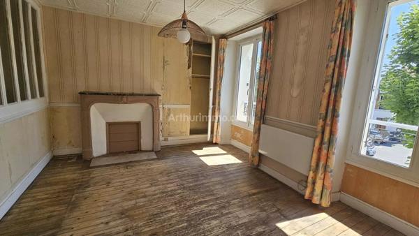 Vente                                                      Appartement
                        
                     2 pièces                      43 m2                     à Marcoussis