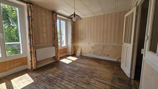 Vente                                                      Appartement
                        
                     2 pièces                      43 m2                     à Marcoussis