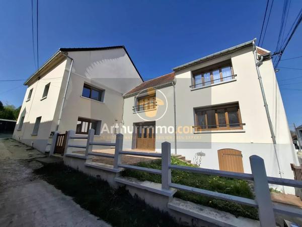 Vente                                                      Maison
                        
                     7 pièces                      225 m2                     à Crécy-la-Chapelle