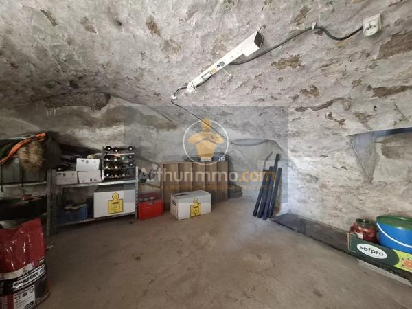 Vente                                                      Maison
                        
                     7 pièces                      225 m2                     à Crécy-la-Chapelle