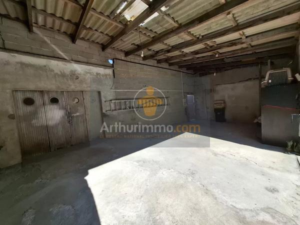 Vente                                                      Maison
                        
                     7 pièces                      225 m2                     à Crécy-la-Chapelle