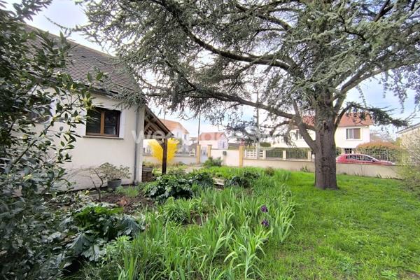 Maison à vendre 6 pièces de 140 m² à Conflans-Sainte-Honorine