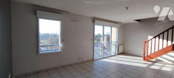 Centre ville, prox. Commerces et écoles, Dans résidence récente, avec  Vue imprenable Vilaine, ...